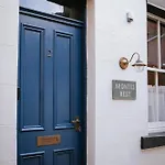 Bronte's Rest - Detached Elegant In Historic Old Town With Garden *